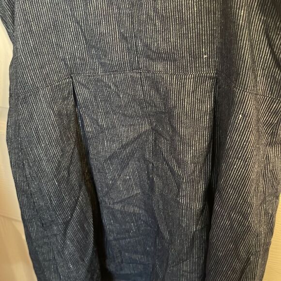 BCBG Generation Dress Size. 4 - Picture 4 of 6